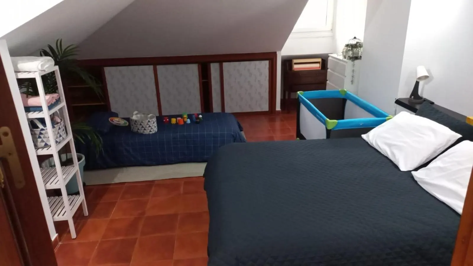 Cantabria, Terraza Y Vistas. location